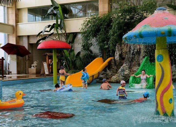 牛道配资 甘肃通渭：水墨为媒引客来 温泉赋能文旅兴